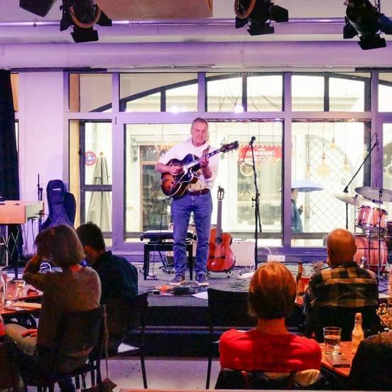 Jazzbrunch im Degginger mit Yankee Meier Organ Trio
