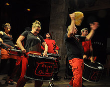 MOVE & GROOVE