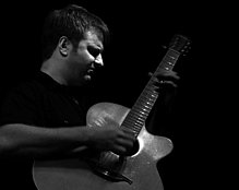 Allan Holdsworth Band - Support: Jeff Aug