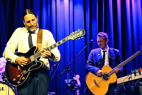 Gitarristen der Band Jazzkantine
