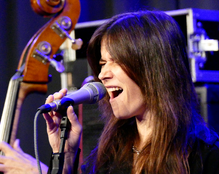 Vesna Pisarovic Petit Standard