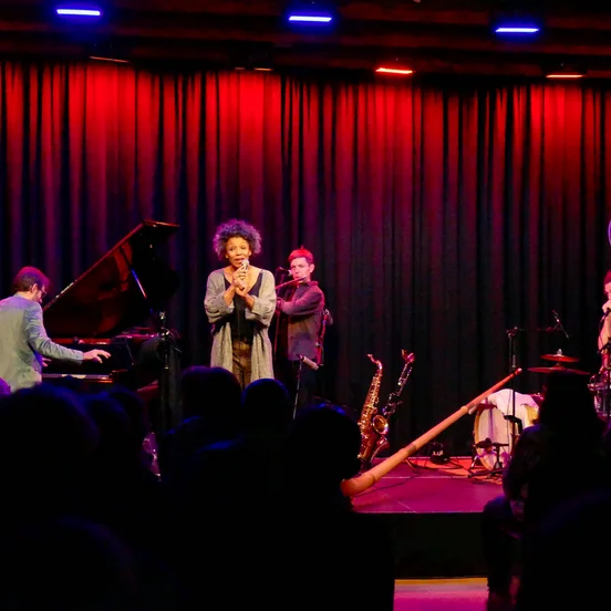 David Helbocks Random Control feat. Fola Dada