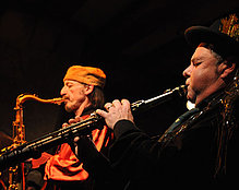 Rosmondorchestra & the blowing Santa Clauses 