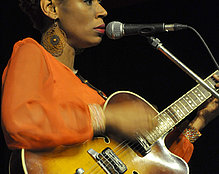 CARMEN SOUZA & THEO PASCAL
