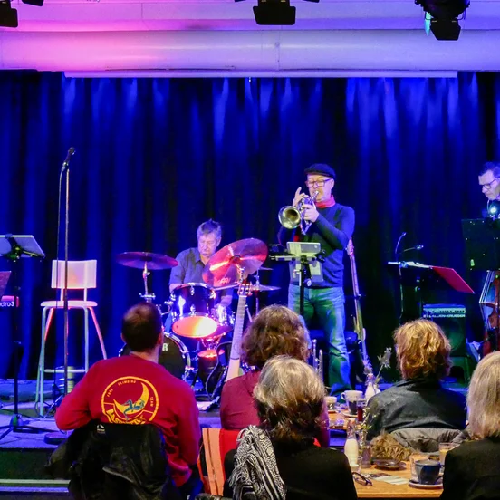 Jazzbrunch im Degginger mit Contraphon