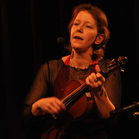 Anke Draugelates and Friends of Surprise 